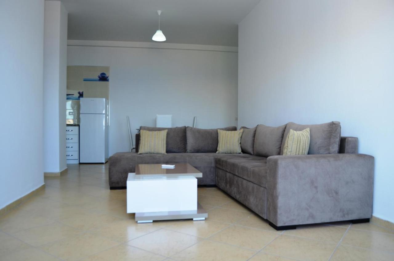 Paul Apartments Sarandë Esterno foto